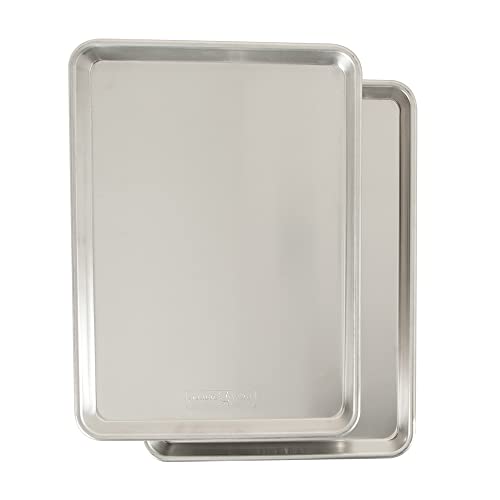 Nordic Ware Naturals Half Sheet - Encapsulated Galvanized Steel Rim Prevents Warping, 2-Pack